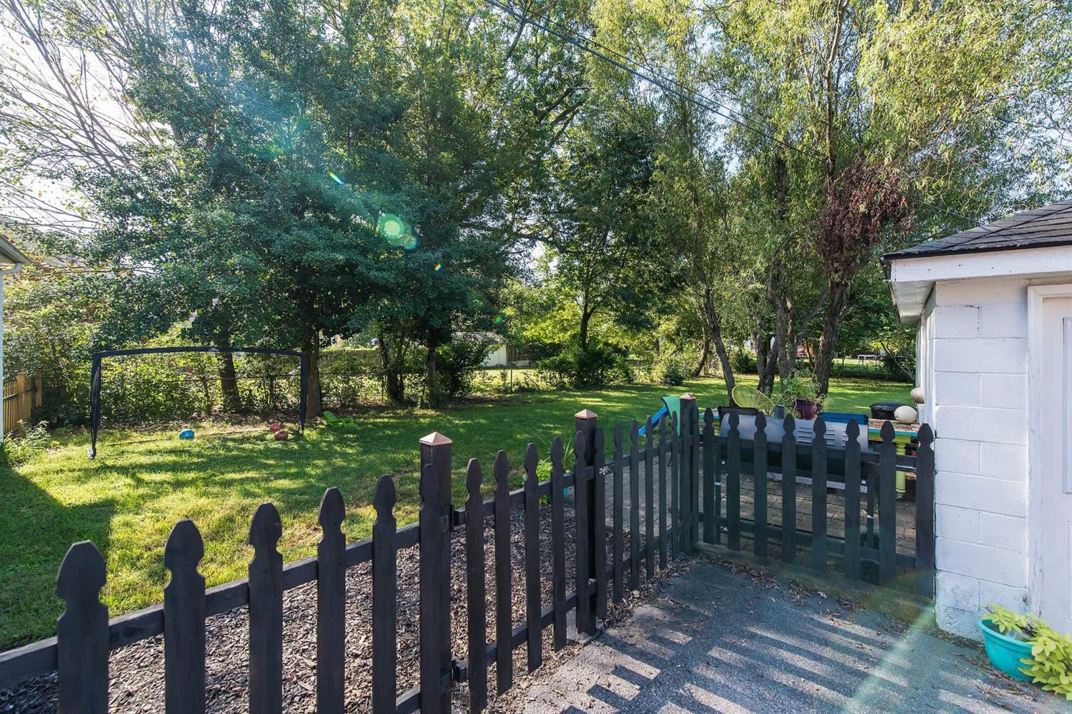 514 Hill N Dale Road Lexington, KY 40503 - Photo 27 of 30 Photo 27
