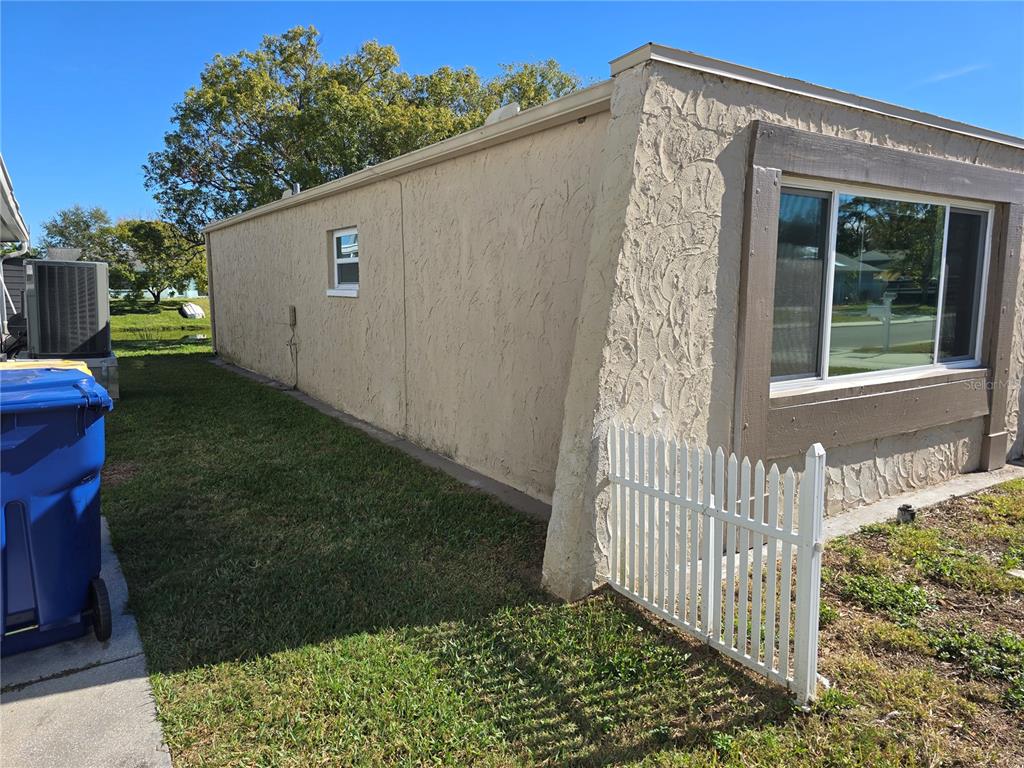 3604 Delta Place Holiday, FL 34691 - Photo 33 of 41 a view of a backyard
