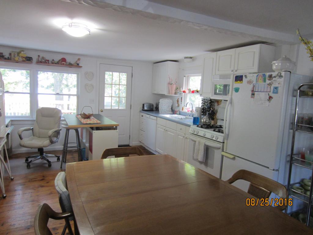 24 Walnut Avenue Hampton, NH 03842 - Photo 3 of 26 Gallery Image 3