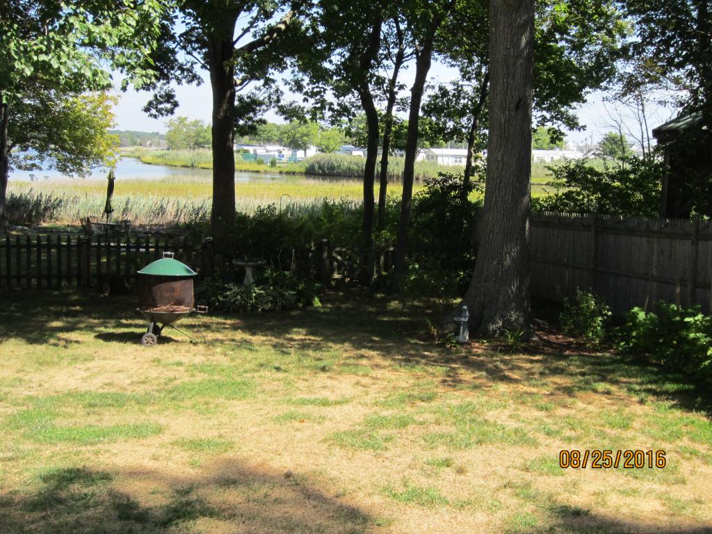 24 Walnut Avenue Hampton, NH 03842 - Photo 22 of 26 Gallery Image 22