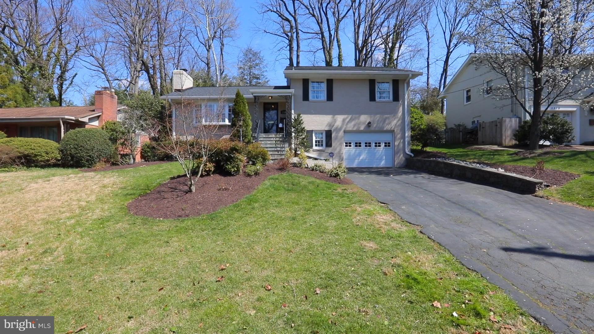 2318 Windsor Road Alexandria, VA 22307 - Photo 2 of 30 Exterior (Front)