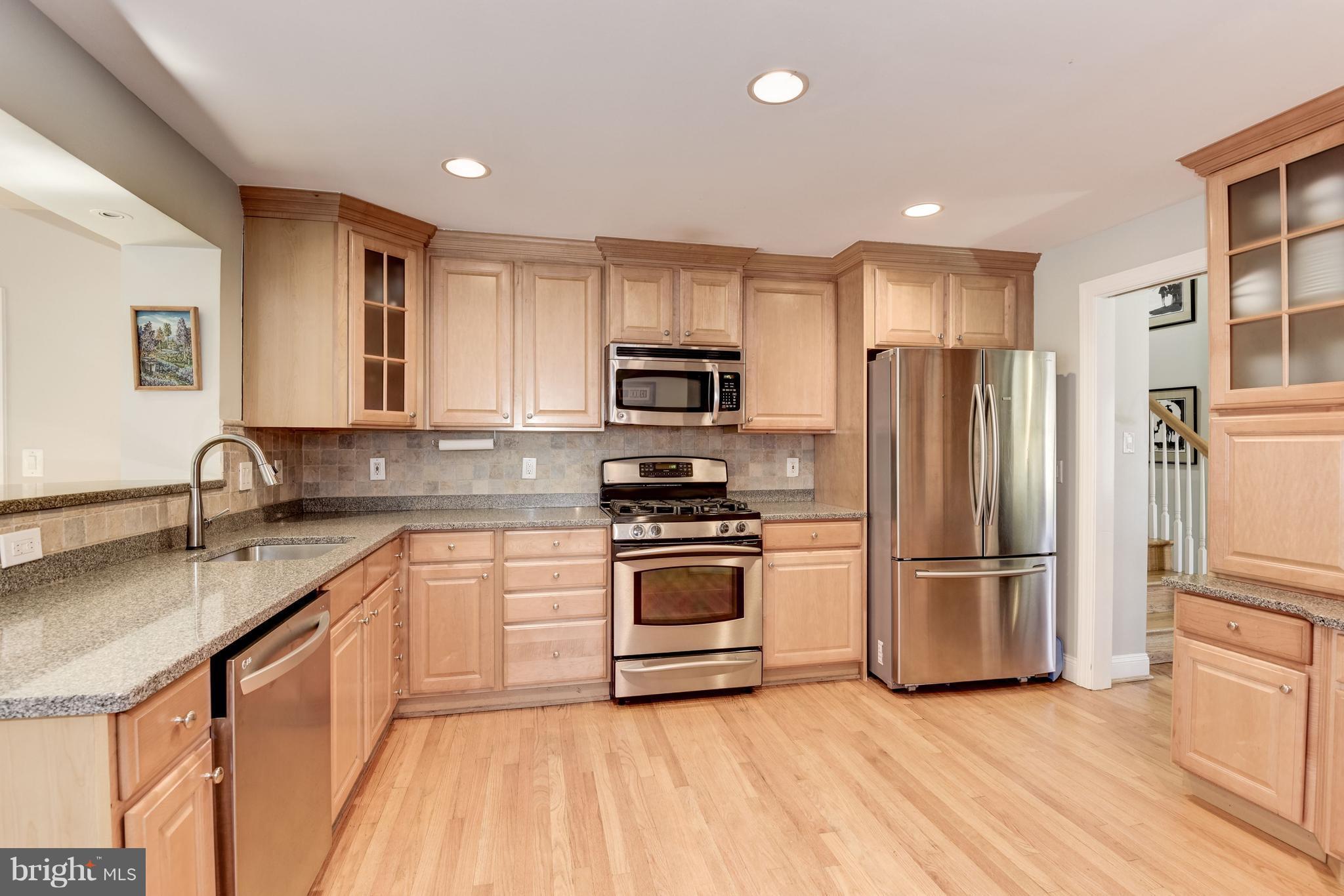 2318 Windsor Road Alexandria, VA 22307 - Photo 12 of 30 Kitchen