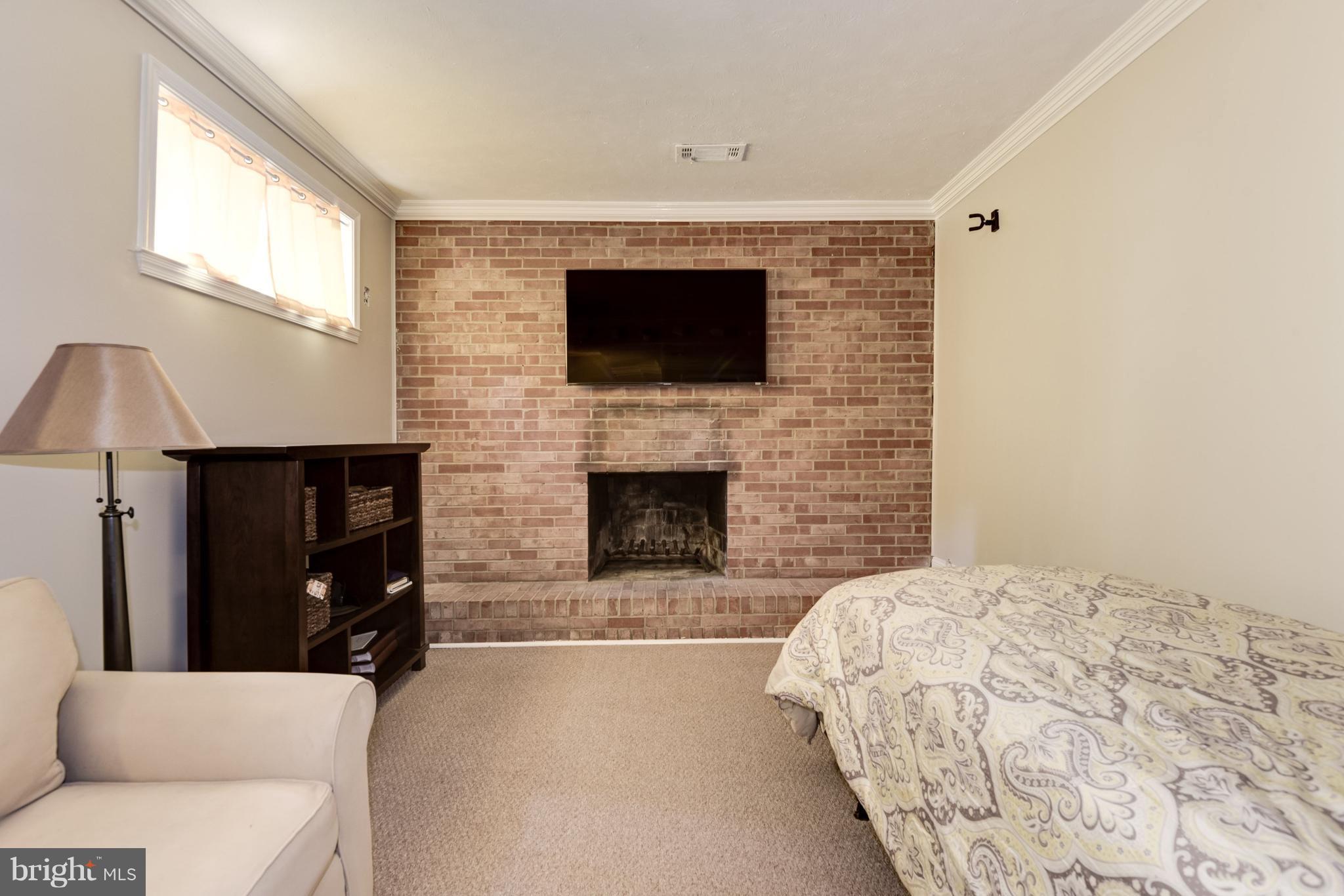 2318 Windsor Road Alexandria, VA 22307 - Photo 26 of 30 Bedroom