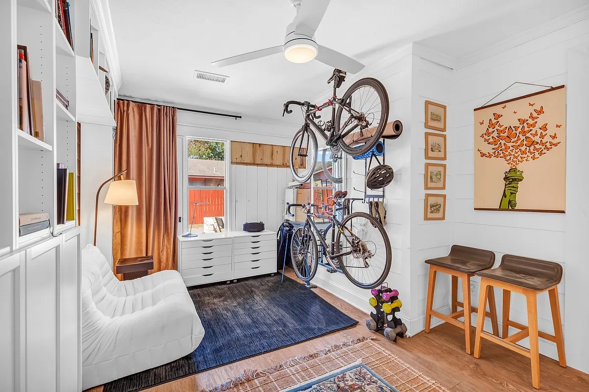 2307 Teri Road Austin, TX 78744 - Photo 21 of 28