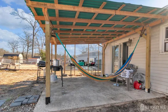 $319,999 | 135 Hanover Street, Pemberton, NJ 08068