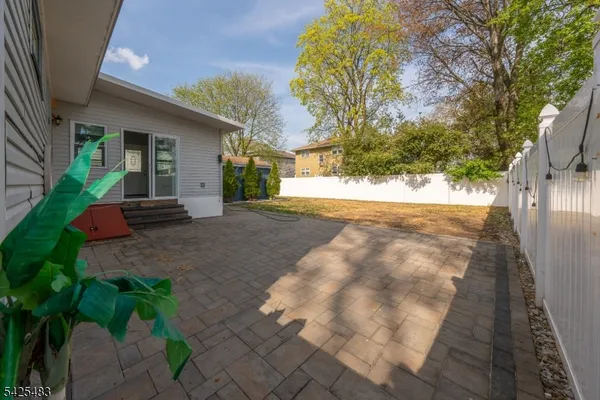 $695,000 | 243 North 12th Street, Kenilworth, NJ 07033