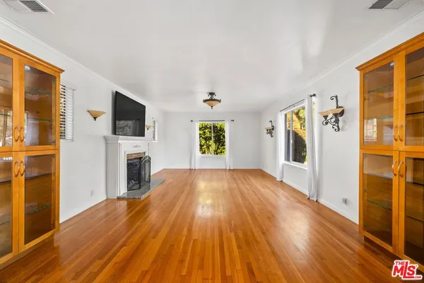 $14,500 | 1050 Centinela Avenue, Santa Monica, CA 90403