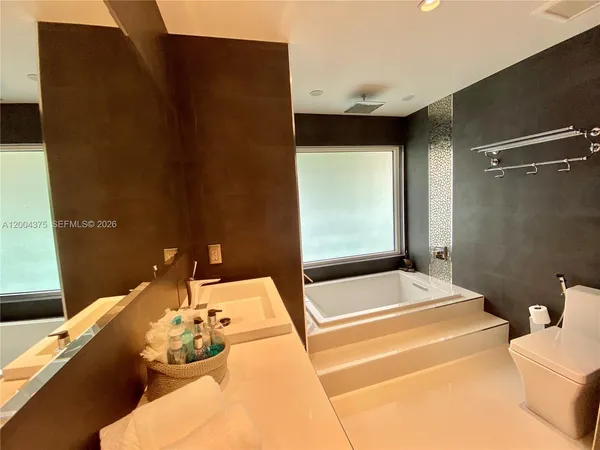 $30,000 | 265 North Shore Drive, Miami Beach, FL 33141