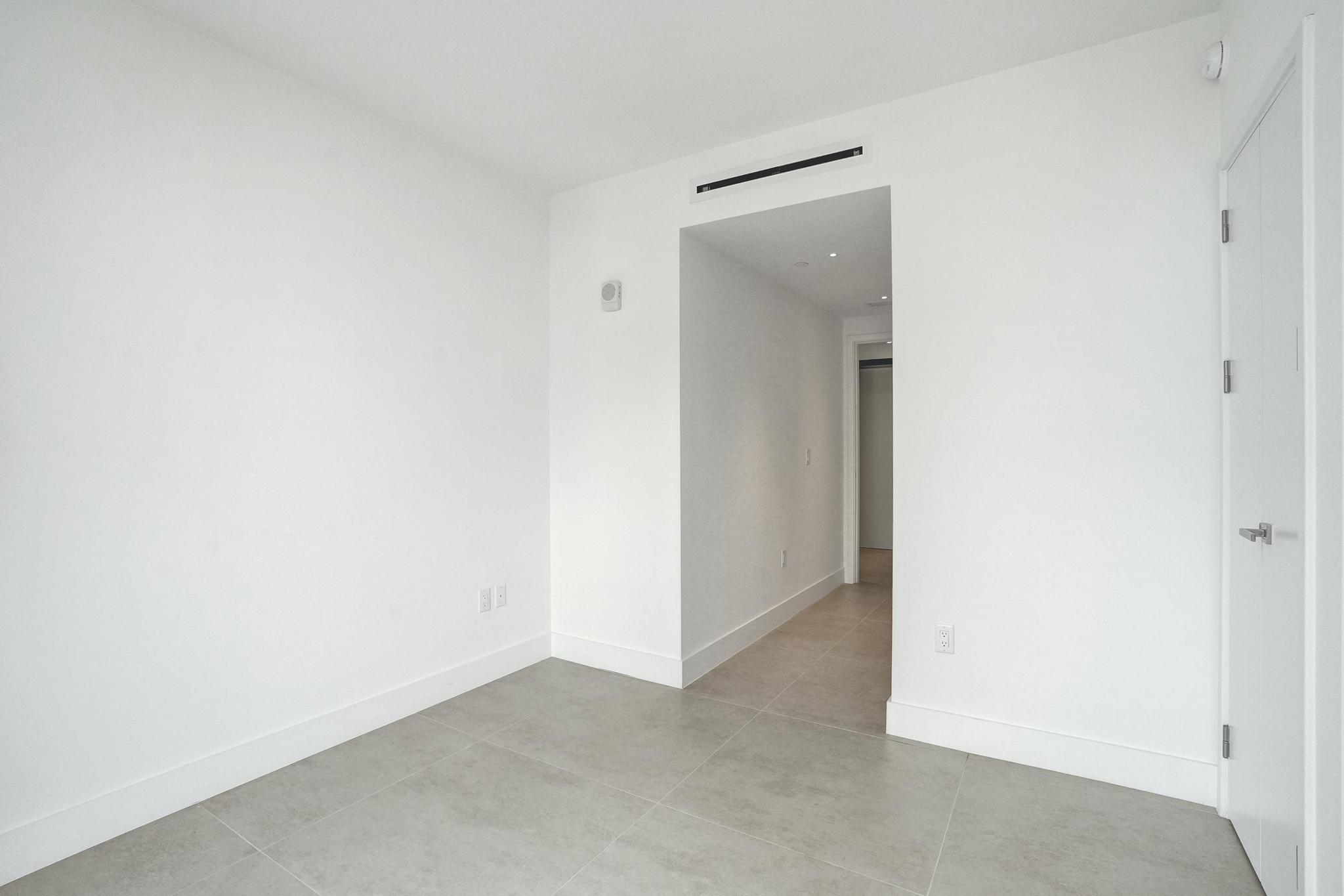 407 North Riverside Drive, Unit 605 Pompano Beach, FL 33062 - Photo 33 of 93 a view of an empty room