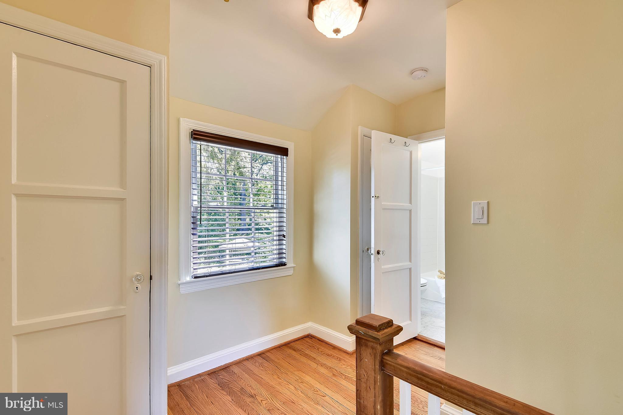 10001 Raynor Road Silver Spring, MD 20901 - Photo 11 of 30