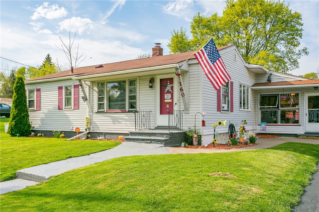 160 Traver Circle, Rochester, NY 14609 Compass