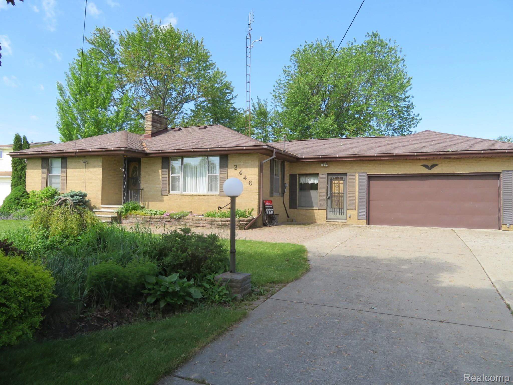 3446 South Irish Road Davison, MI 48423 - Photo 1 of 21 20190602041517_IMG_0560.JPG
