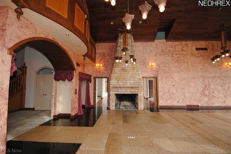 4321 Eastern Road Barberton, OH 44203 - Photo 5 of 25 Gallery Image 5