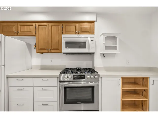 $599,900 | 2810 Southeast Swain Avenue, Milwaukie, OR 97267