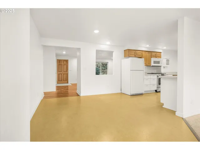 $599,900 | 2810 Southeast Swain Avenue, Milwaukie, OR 97267