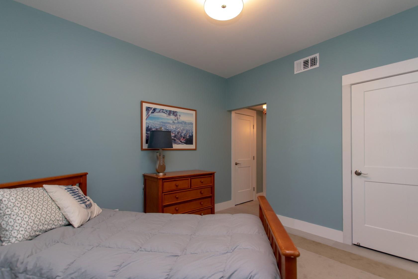 129 Galleon Road Islamorada, FL 33036 - Photo 23 of 48 Bedroom 2 -b