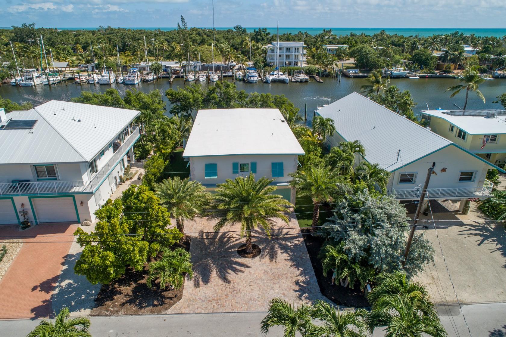 129 Galleon Road Islamorada, FL 33036 - Photo 3 of 48 Front aerial