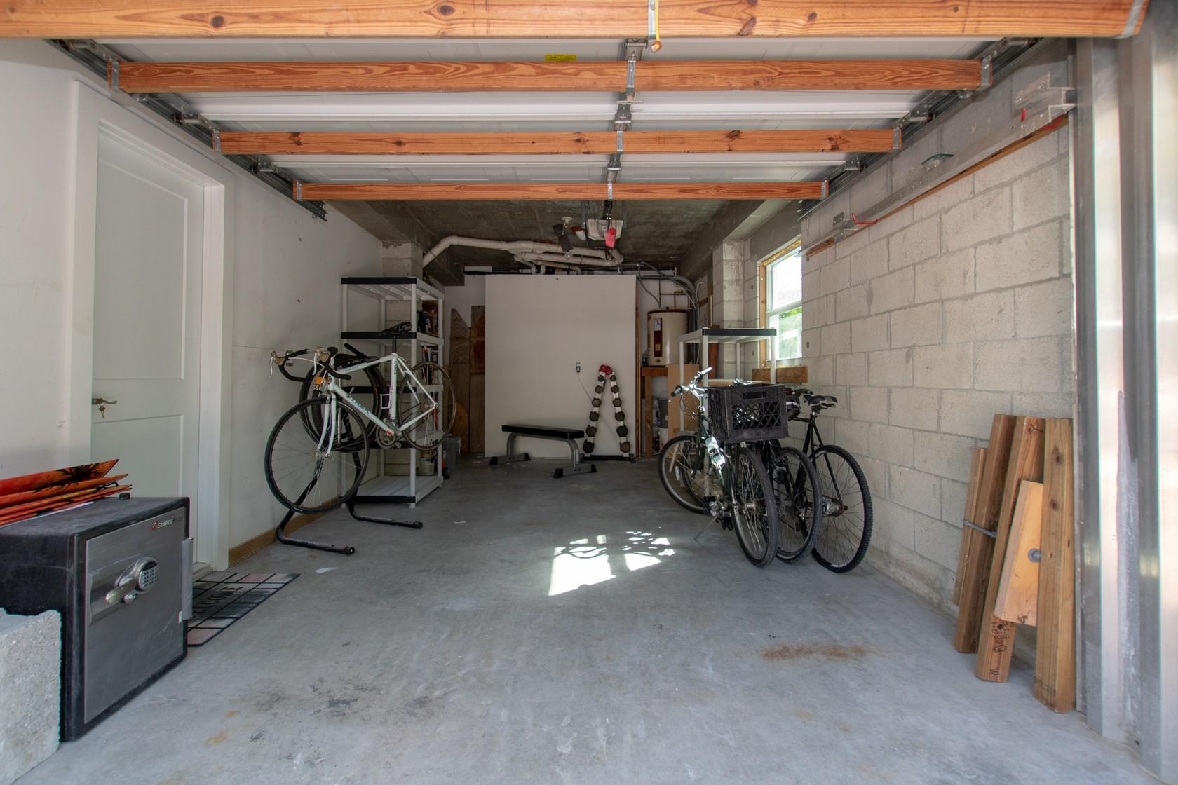 129 Galleon Road Islamorada, FL 33036 - Photo 36 of 48 Garage 2