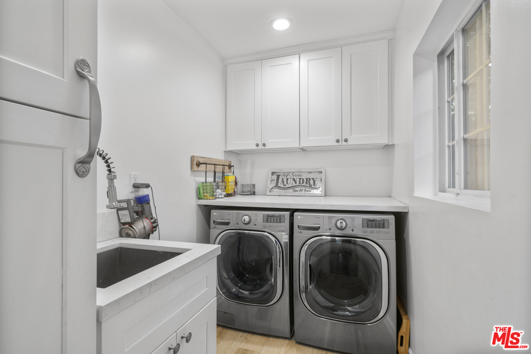 1111 Canyon Trail Topanga, CA 90290 - Photo 22 of 47