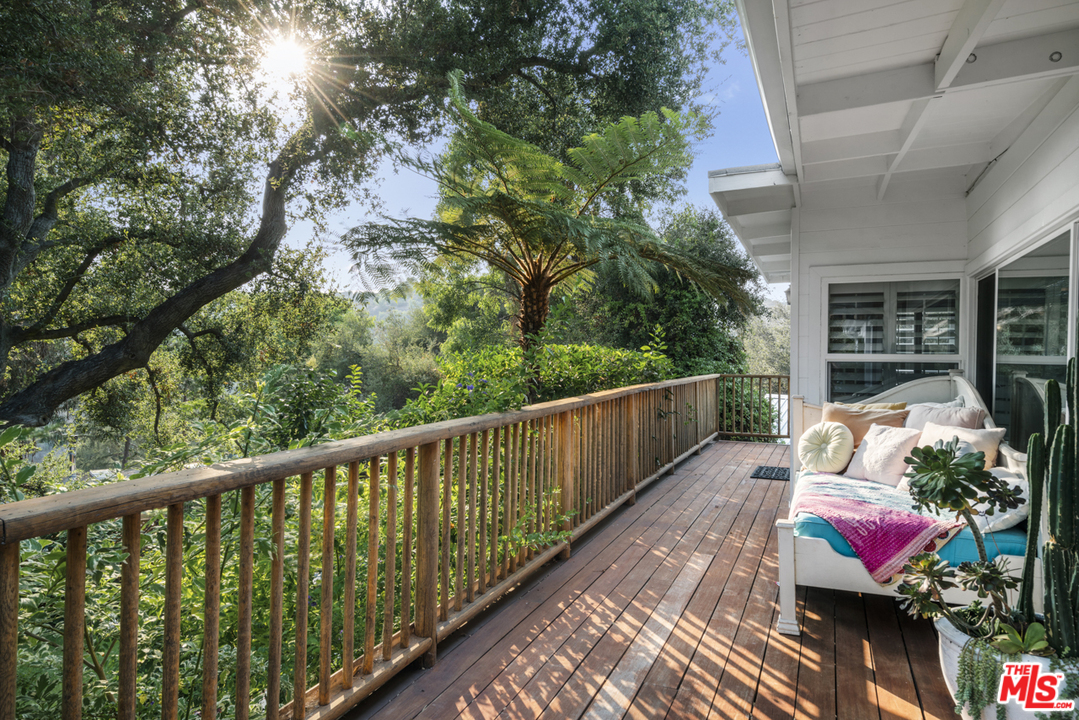 1111 Canyon Trail Topanga, CA 90290 - Photo 35 of 47