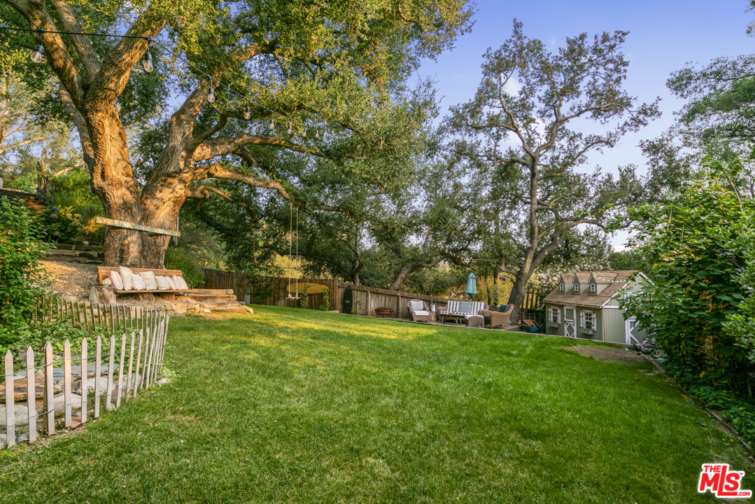 1111 Canyon Trail Topanga, CA 90290 - Photo 37 of 47