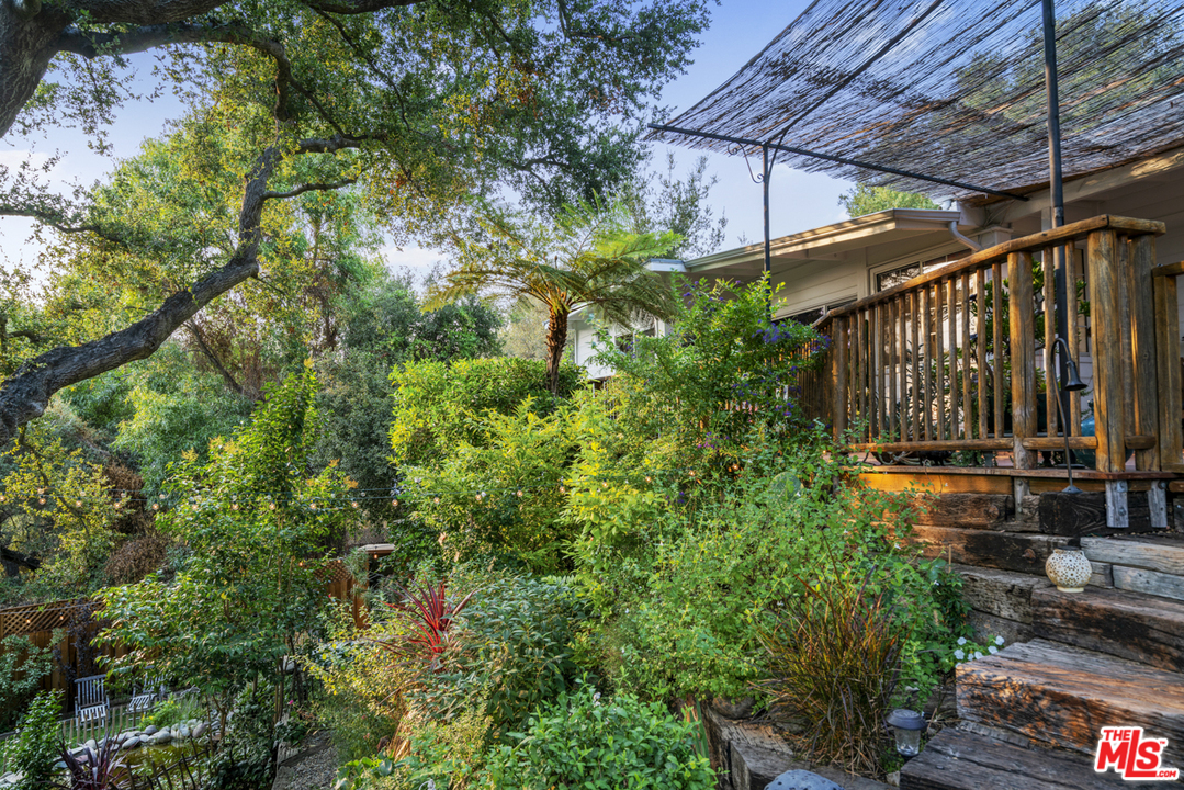 1111 Canyon Trail Topanga, CA 90290 - Photo 44 of 47