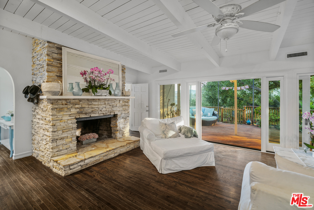 1111 Canyon Trail Topanga, CA 90290 - Photo 8 of 47