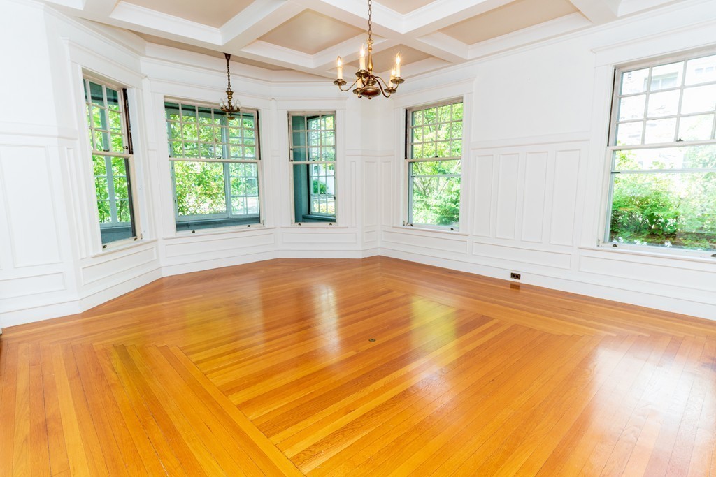 10 Downing Road Brookline, MA 02445 - Photo 4 of 13