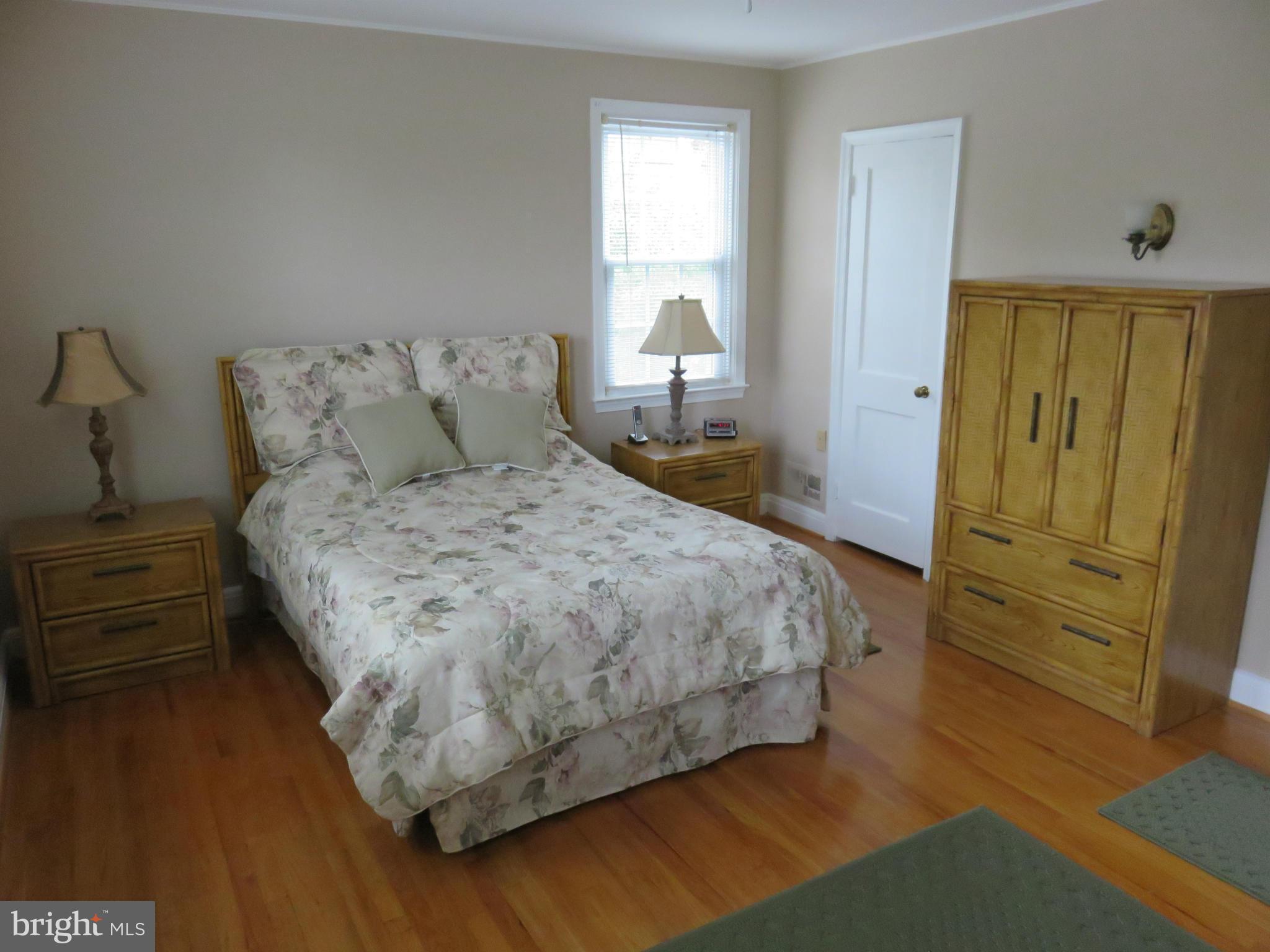 8129 Barksdale Road Towson, MD 21286 - Photo 14 of 28 Bedroom (Master)