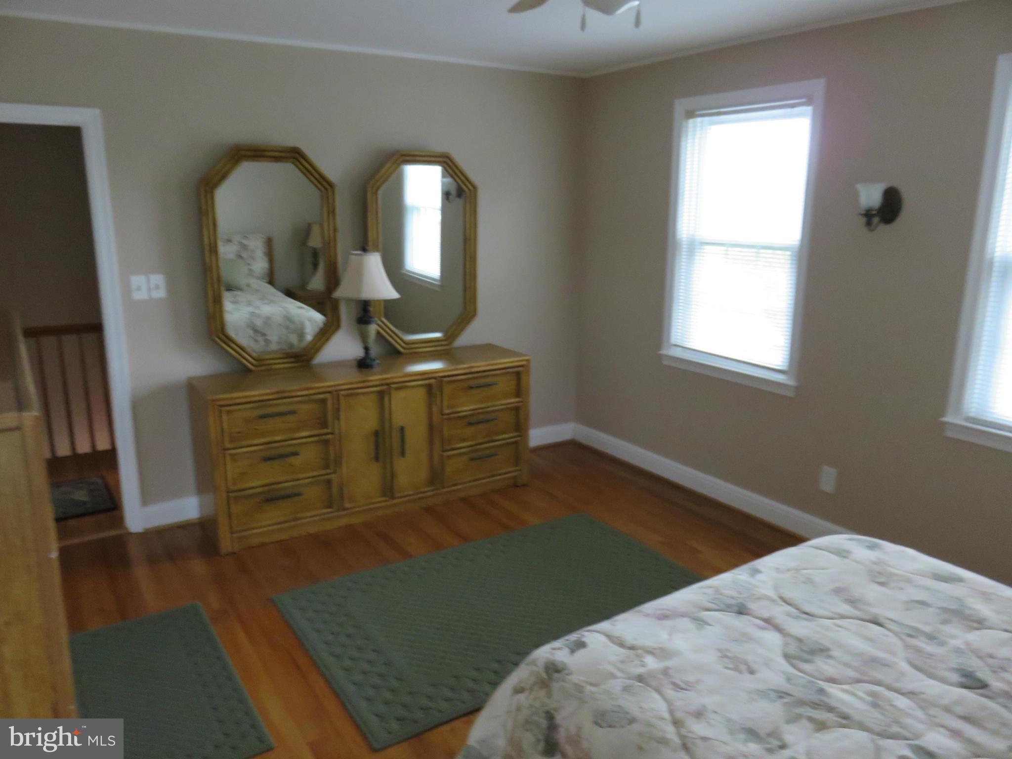 8129 Barksdale Road Towson, MD 21286 - Photo 15 of 28 Bedroom (Master)