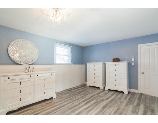 38 Juniper Road Andover, MA 01810 - Photo 21 of 26 Gallery Image 21