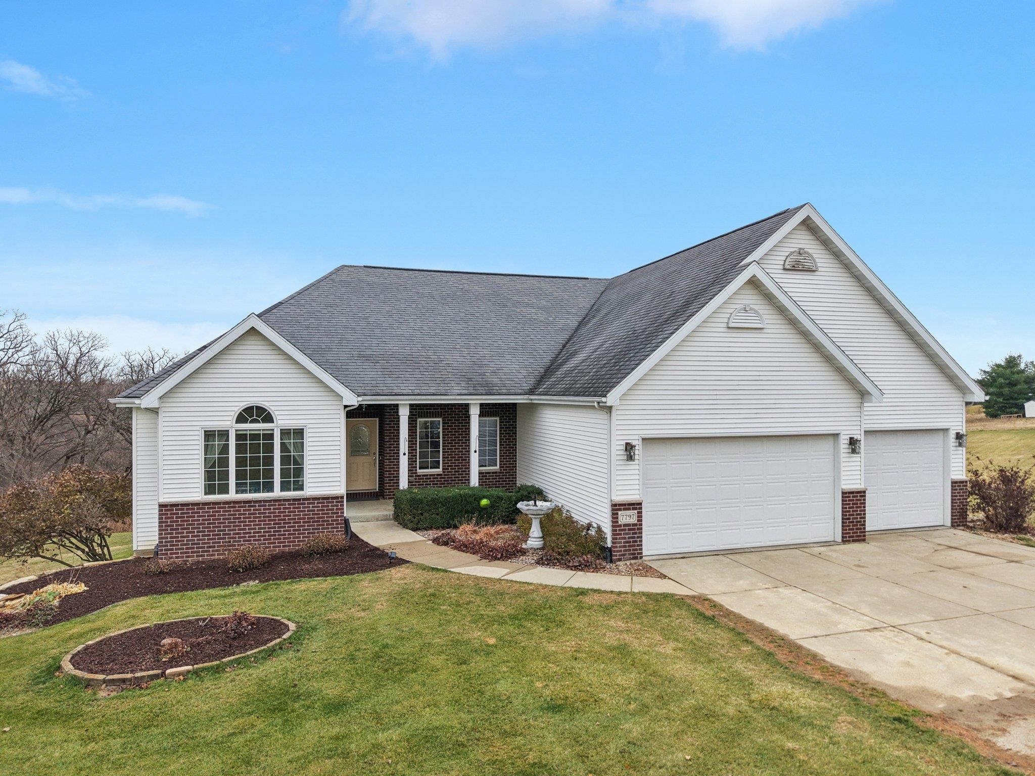 7797 Schurch Road Barneveld, WI 53507 - Photo 3 of 90