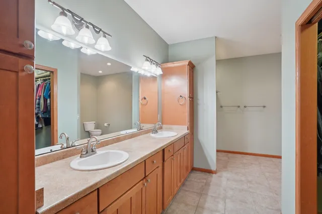 $650,000 | 7797 Schurch Road, Barneveld, WI 53507