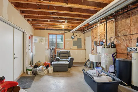 $699,900 | 7797 Schurch Road, Barneveld, WI 53507