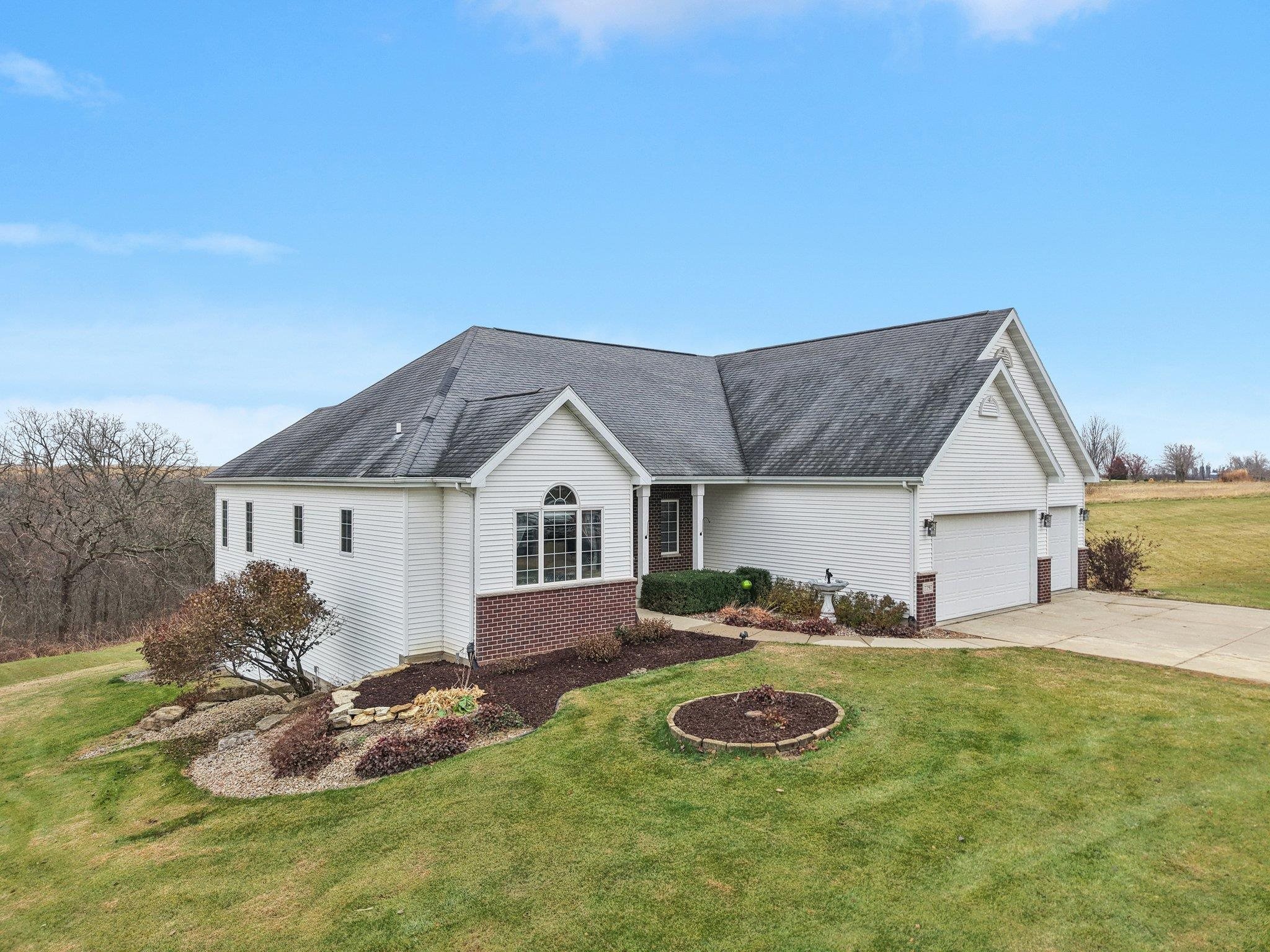 7797 Schurch Road Barneveld, WI 53507 - Photo 6 of 90