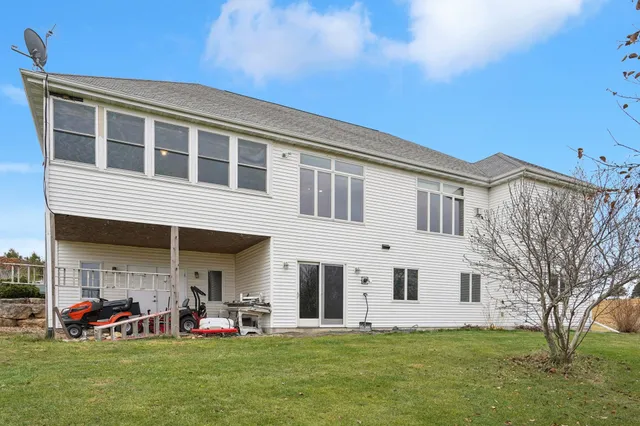 $650,000 | 7797 Schurch Road, Barneveld, WI 53507