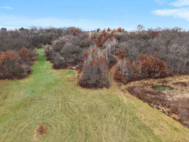 $650,000 | 7797 Schurch Road, Barneveld, WI 53507