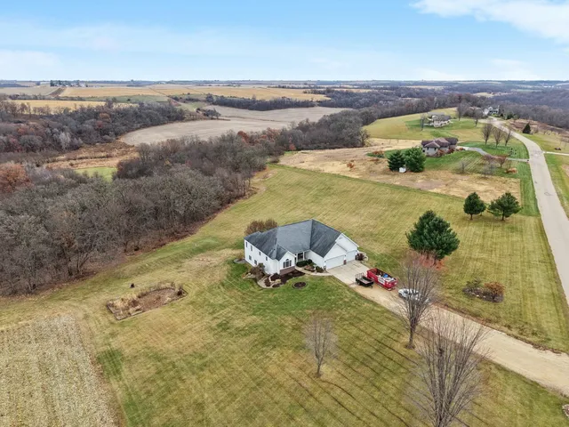 $650,000 | 7797 Schurch Road, Barneveld, WI 53507