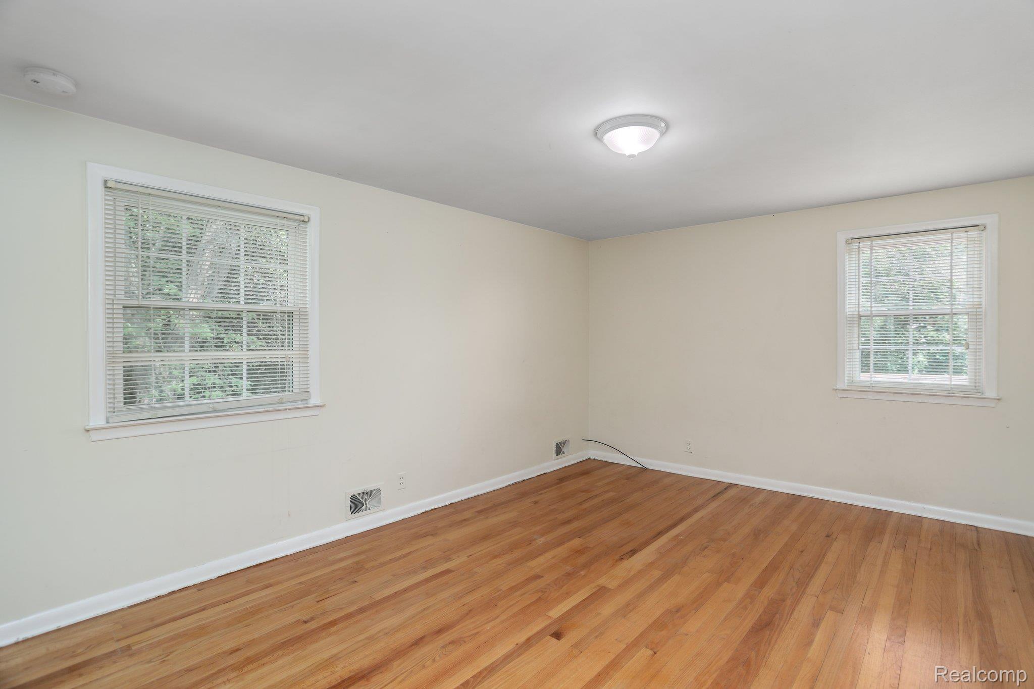 4259 Wendell Road West Bloomfield, MI 48323 - Photo 24 of 39 24.jpg