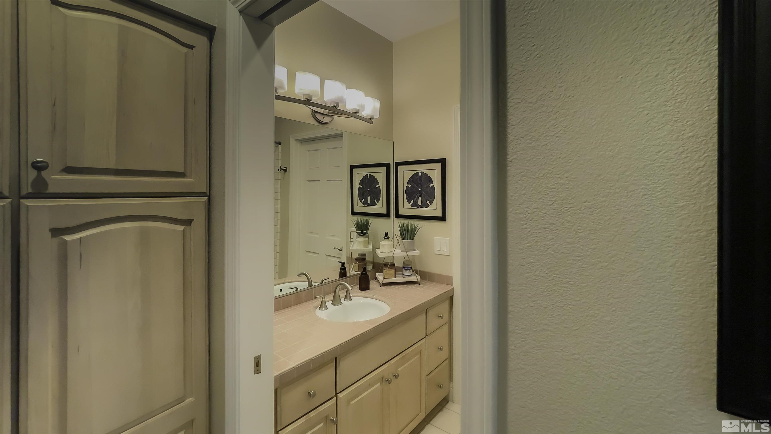 1570 Kestrel Court Reno, NV 89509 - Photo 14 of 40 Photo 14