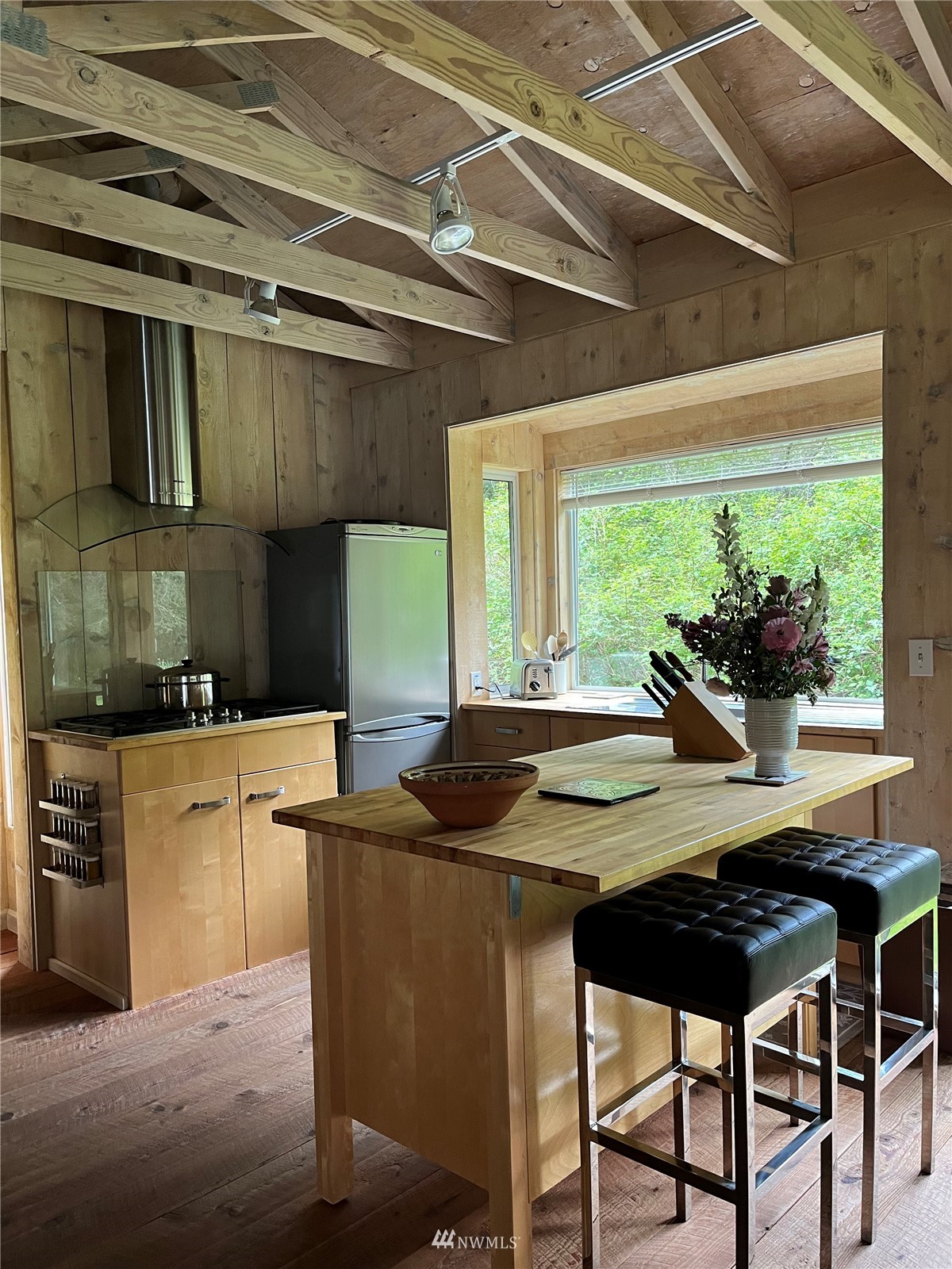 2705 Enchanted Forest Road Orcas Island, WA 98245 - Photo 4 of 9 Gallery Image 4