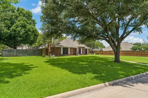 $499,900 | 213 Mesa Drive, Sunnyvale, TX 75182