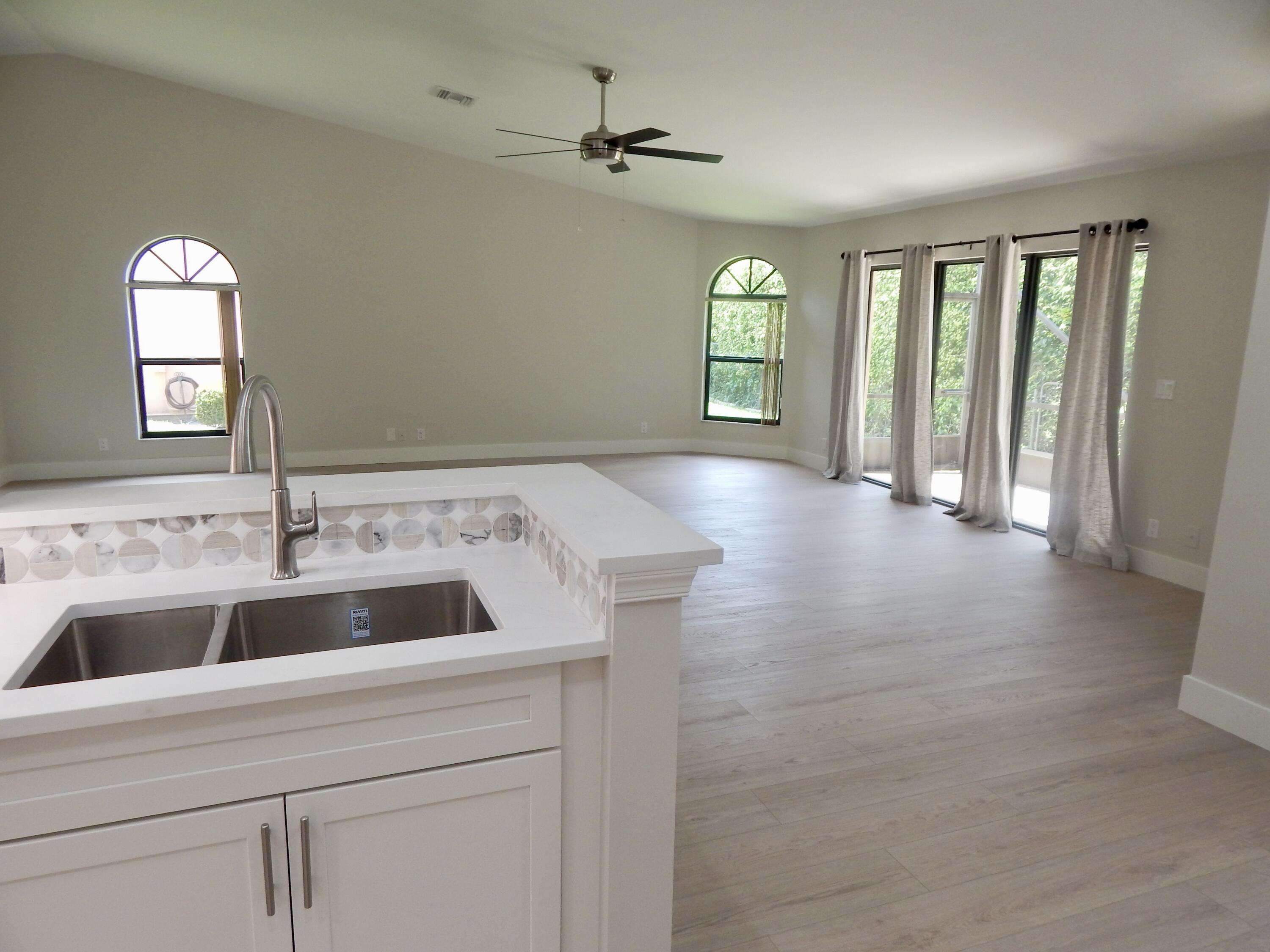 22864 Marbella Circle Boca Raton, FL 33433 - Photo 10 of 56 DSCN9237