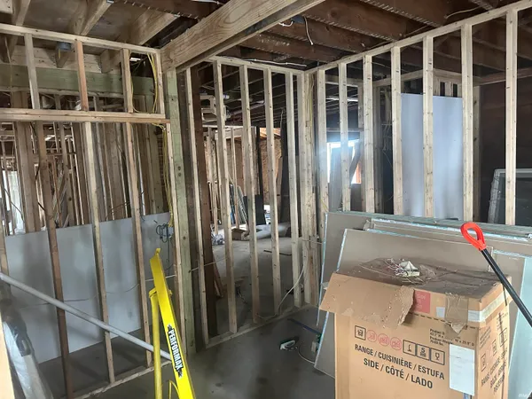 $215,900 | 550 Lincolnway East, Mishawaka, IN 46544