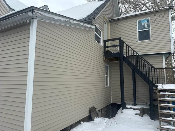 $215,900 | 550 Lincolnway East, Mishawaka, IN 46544