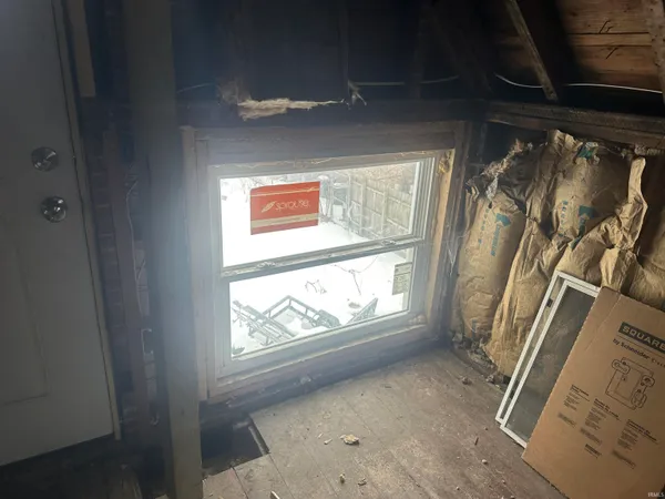 $215,900 | 550 Lincolnway East, Mishawaka, IN 46544