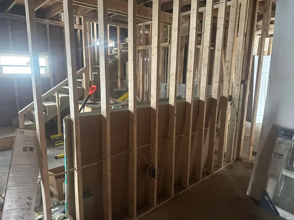 $215,900 | 550 Lincolnway East, Mishawaka, IN 46544