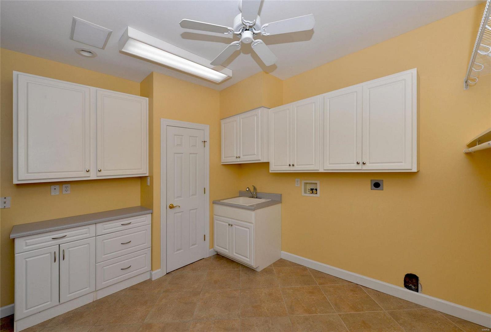 1632 South Mason Road Town and Country, MO 63131 - Photo 20 of 47 Gallery Image 20