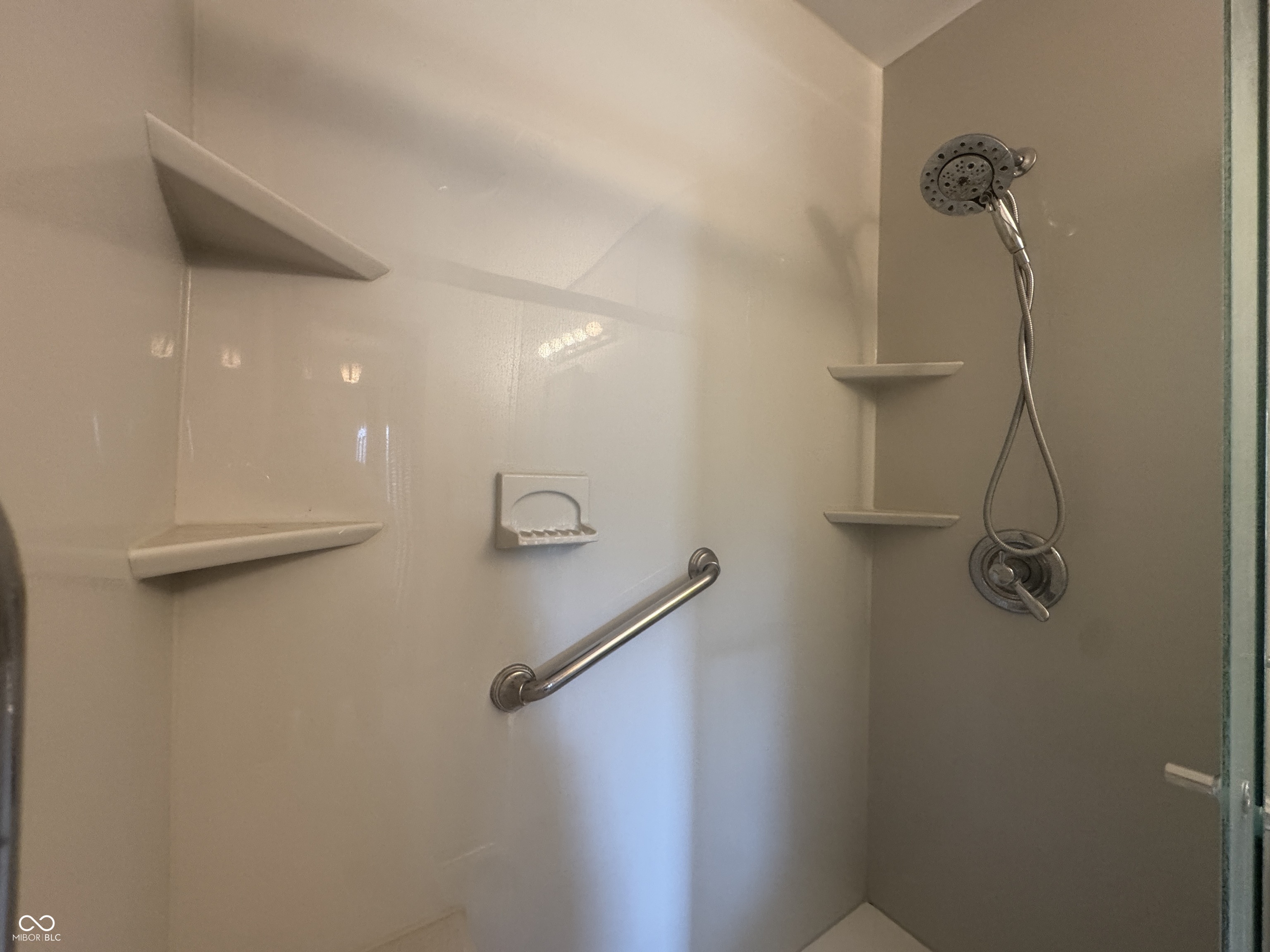 1431 Roberts Road Franklin, IN 46131 - Photo 25 of 43 Gallery Image 25