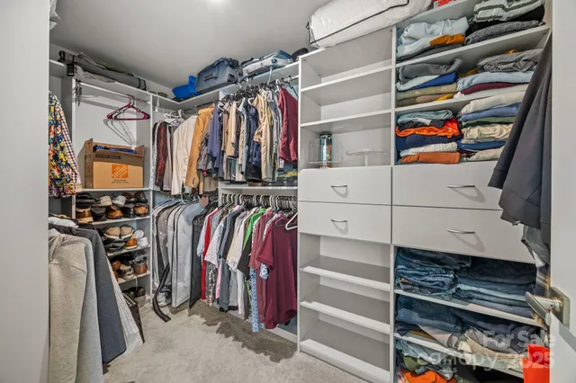 $390,000 | 4217 Jones Crk Lane, Charlotte, NC 28215